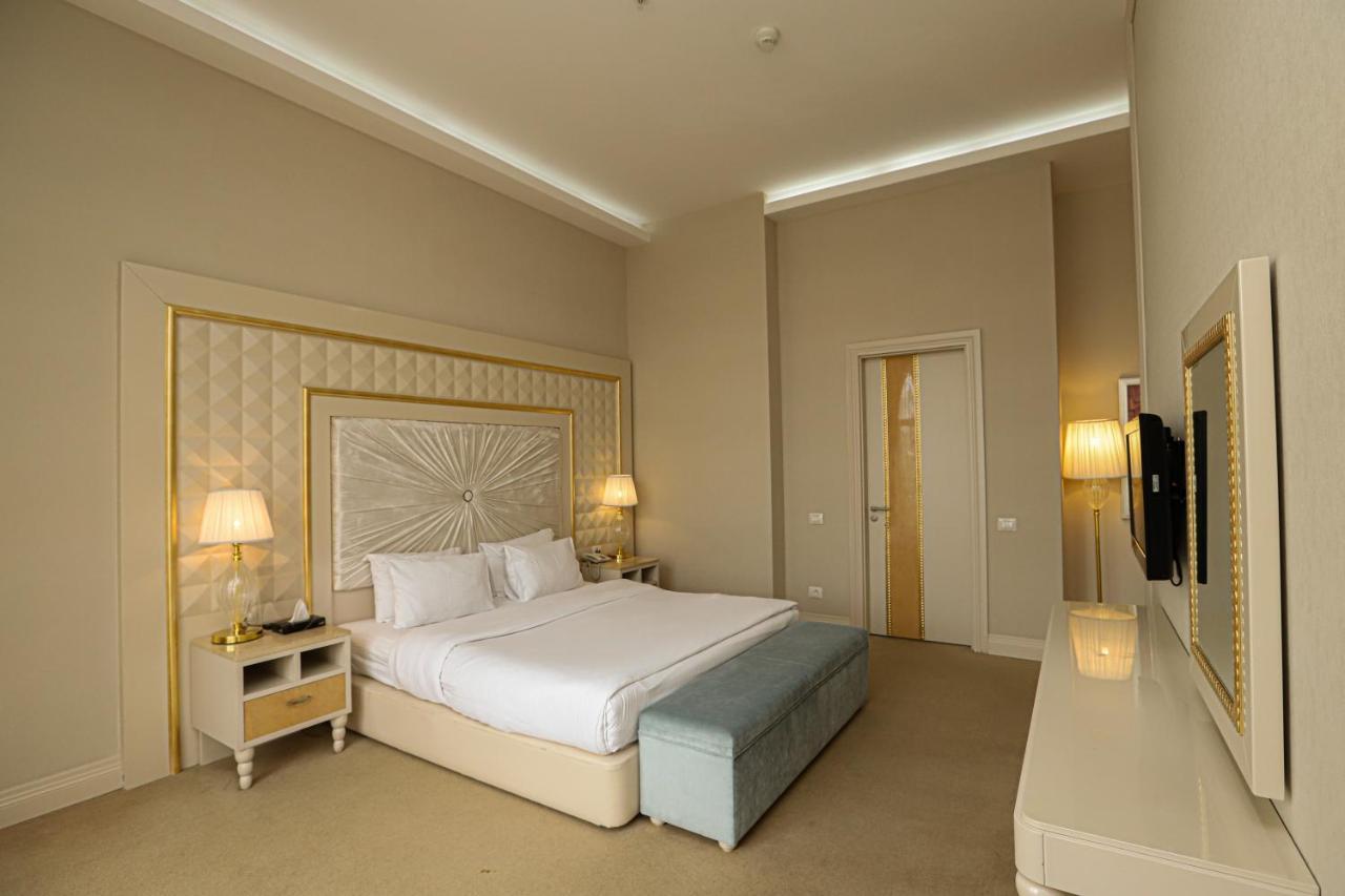 Gabala Garden Hotel Exteriör bild A bedroom at the hotel