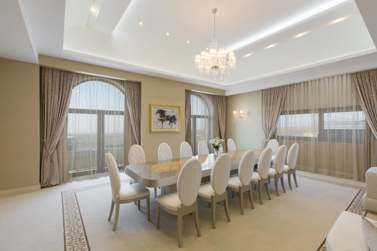 Gabala Garden Hotel Exteriör bild A dining room
